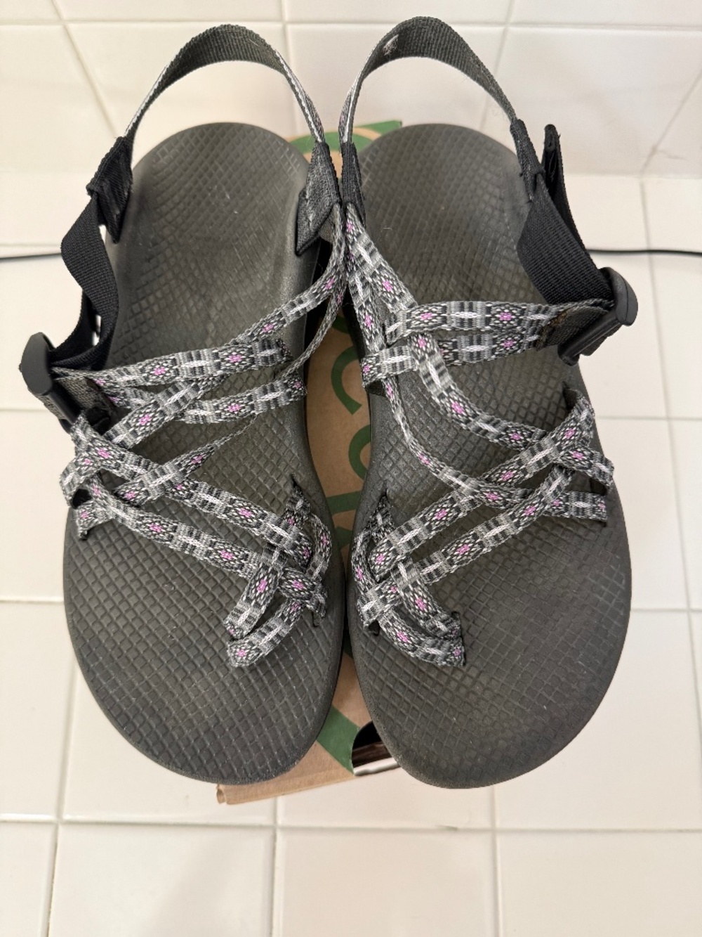 Chaco Women's Cloud x2 Size 9 Ringshell Slate and Ardoise . Like New